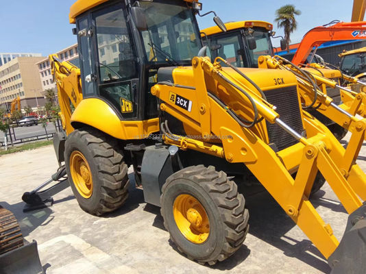 Used JCB 3CX Loader in Good Condition with 6 Ton Rated Load and 2016 Year