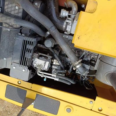 13000 KG Komatsu Excavator Ideal Choice for Construction and Engineering Applications