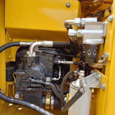 Komatsu PC130 Excavator with Original Hydraulic Valve and 90% Condition in Japan