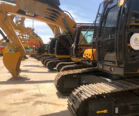 Used Komatsu PC200 Excavator with 0-2000 Working Hours and 20000 KG Machine Weight