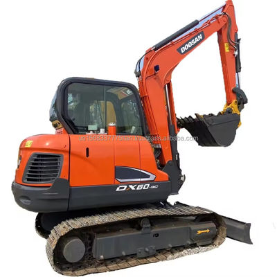 DOOSAN DX60 Excavator 2016 Year 40kw Power Excellent Efficiency and Good Performance