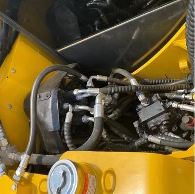 Komatsu PC70 Excavator with Original Hydraulic Cylinder and 7000 KG Machine Weight