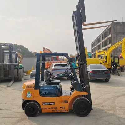 Used TOYOTA 7F30 Forklift Diesel for Your Material Handling Solutions