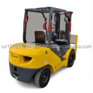 Used Komatsu 3 Ton Diesel Forklift 30 with 0-2000 Working Hours and Easy Maintenance