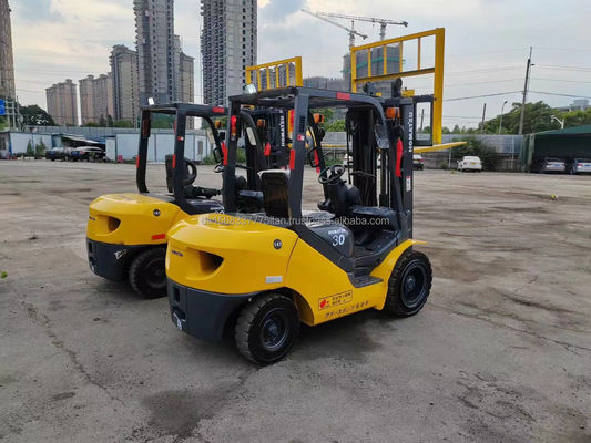 Used Komatsu 3 Ton Diesel Forklift 30 with 0-2000 Working Hours and Easy Maintenance