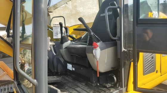 7 Ton Komatsu PC70 Used Mini Excavator with Original Hydraulic Cylinder and Valve