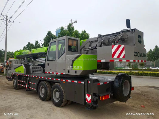 Excellent Performance Used Zoomlion 30 Ton Crane and Ready for 0-2000 Working Hours