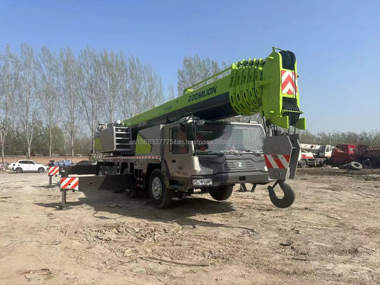 Used Zoomlion 90 Ton Crane with Max. Lifting Height of 4.5m and Excellent Performance