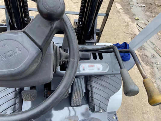 TCM Used Forklift 30 with and Great Performance Diesel Engine