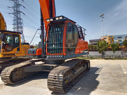 Used DOOSAN DX300 Excavator with Good Performance and 30TON Operating Weight in 2016