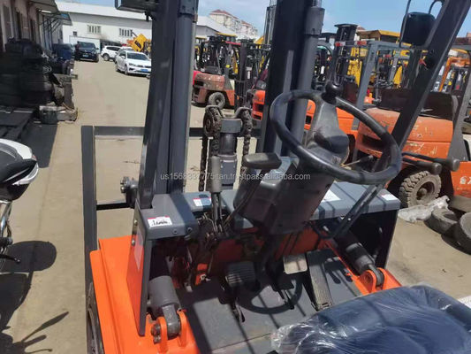 Heli Diesel Forklift with Min. Lifting Height of 2.5m and Fork Length of 2m Free Shipping