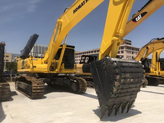 Used Komatsu PC450 Excavator with 2M³ Bucket Capacity and Original Hydraulic Valve