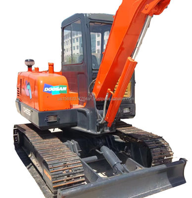Second-hand DOOSAN DH55 Excavator with Good Efficiency and Original Hydraulic Cylinder