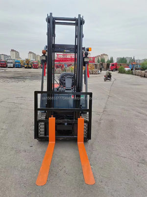 Used Toyota 9F30 Forklift A Dependable and Durable Material Handling Solution