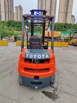 Used Toyota 9F30 Forklift A Dependable and Durable Material Handling Solution