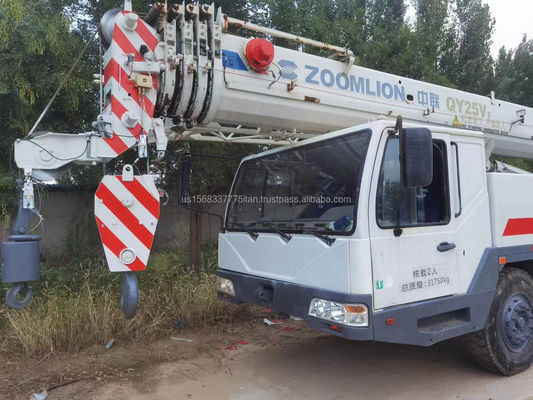 Used Zoomlion 25 Ton Crane with 25000 KG Weight and Excellent Performance