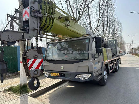 Used Zoomlion 25 Ton Crane with Excellent Performance and Max. Lifting Load of 4.5 Ton