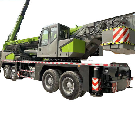 4.5m Max. Lifting Height 70000 kg Weight Used Zoomlion 70 Ton Crane for Construction