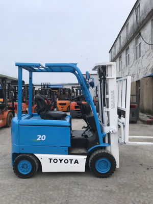 Used Toyota 2 Ton Forklift for Sell and Year 2012 Diesel Electric Propane Power Source