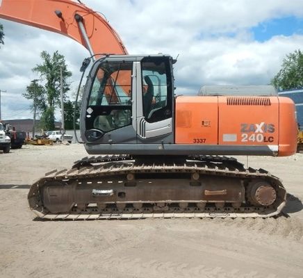 24 Tons Hitachi ZX240 Excavator with 1.2M³ Bucket Capacity and Perfect Performance