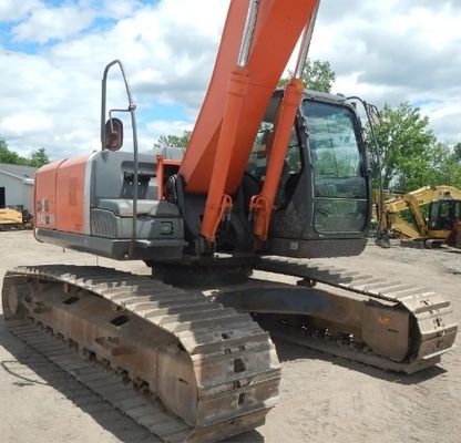 24 Tons Hitachi ZX240 Excavator with 1.2M³ Bucket Capacity and Perfect Performance