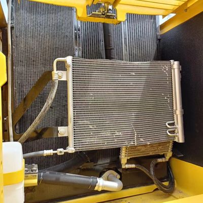 Used Komatsu PC220 Excavator with 0-2000 Working Hours and 22ton Operating Weight