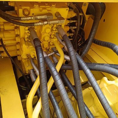 Used Komatsu PC220 Excavator with 0-2000 Working Hours and 22ton Operating Weight