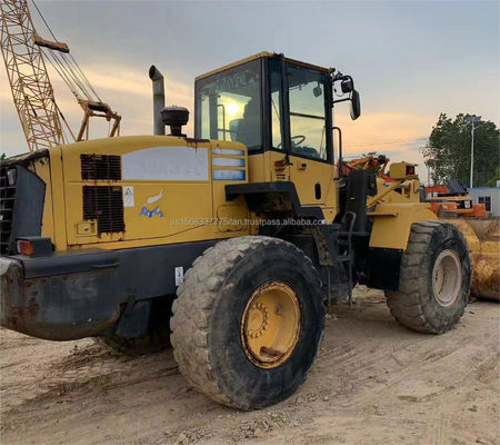 Engine Komatsu WA 380 Loader with Great Performance in Construction Industry