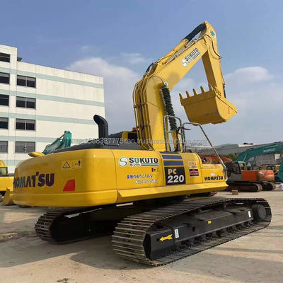 Moving Type Crawler Excavator Japan Make Komatsu PC 220 22 Ton with Great Performance