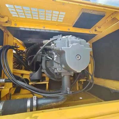 Used Komatsu PC220 EXCAVATOR with 1.2M³ Bucket Capacity and 119 kw Power at Affordable
