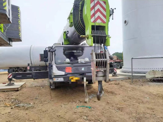 Used Zoomlion 200 Ton Crane with Excellent Performance and Max. Lifting Load 4.5