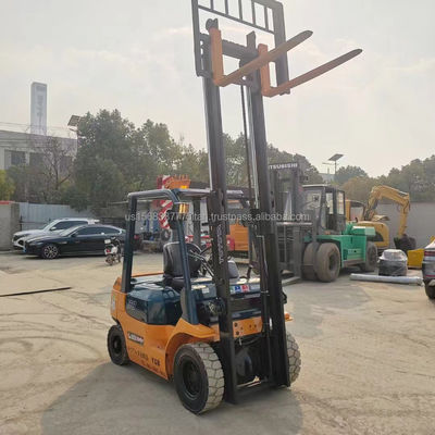 TOYOTA 7F30 Forklifts for Building Material Shops Great Efficiency Fork Length 1000MM